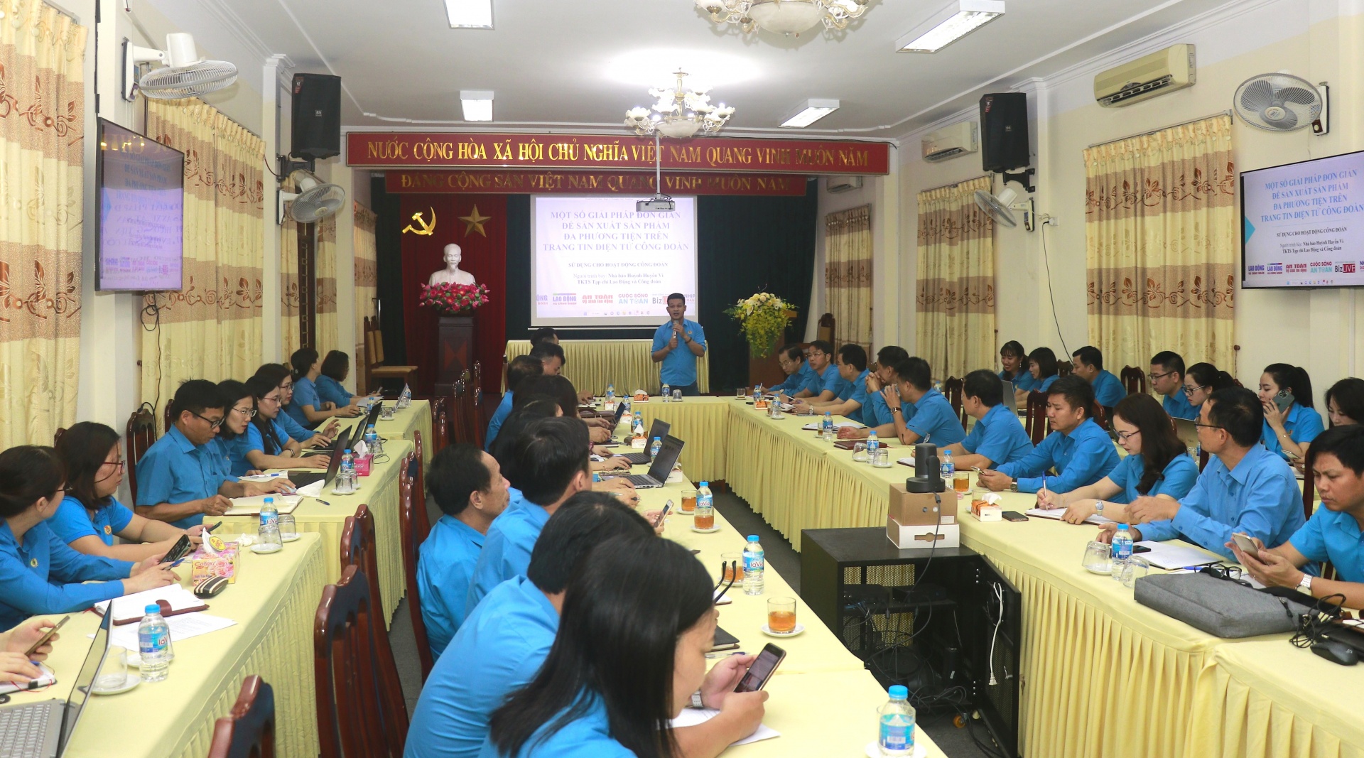 Tập huấn nâng cao năng lực truyền thông cho cán bộ công đoàn Bắc Giang