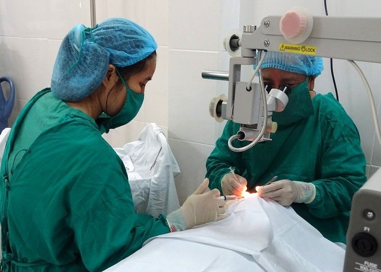 Niềm vui của nữ điều dưỡng viên cán bộ công đoàn cơ sở Bệnh viện Mắt Quảng Trị Niềm vui của nữ điều dưỡng viên cán bộ công đoàn cơ sở Bệnh viện Mắt Quảng Trị