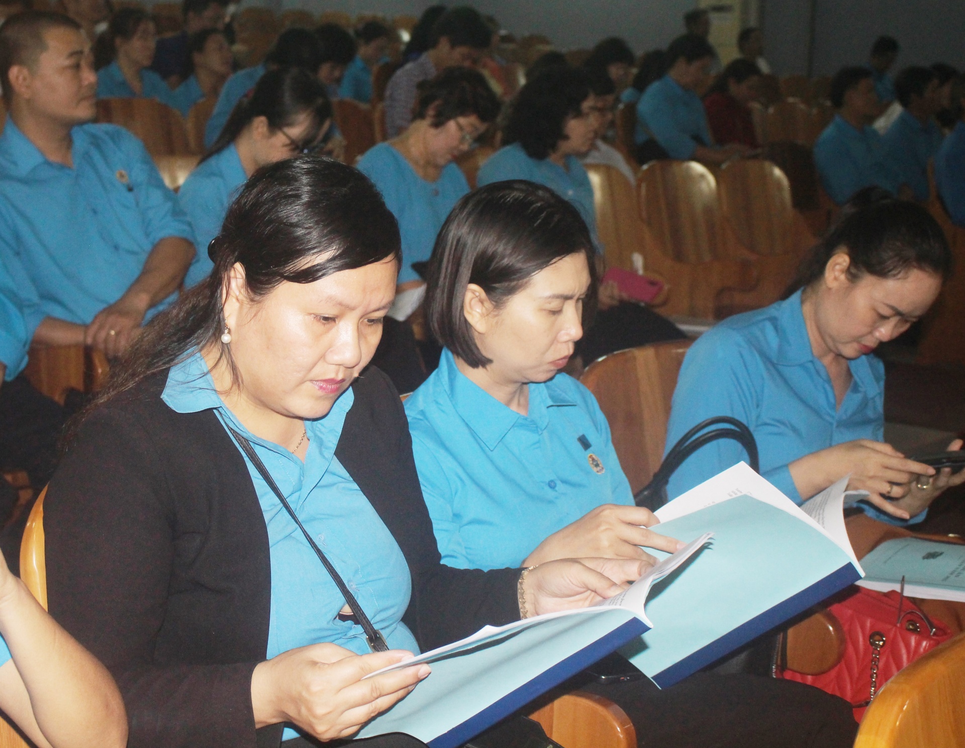 LĐLĐ Khánh Hòa: Tập huấn công tác công đoàn cho hơn 100 cán bộ