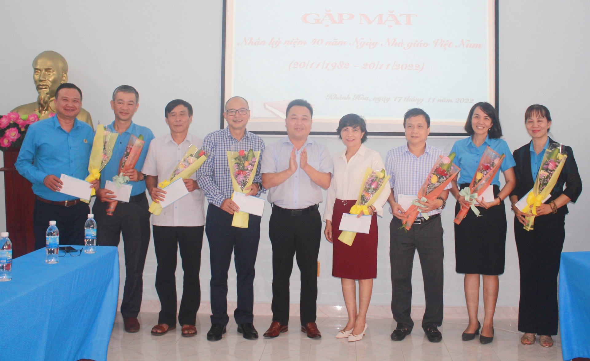 LĐLĐ tỉnh Khánh Hòa: Gặp mặt cán bộ công đoàn chuyên trách ngành Giáo dục LĐLĐ tỉnh Khánh Hòa: Gặp mặt cán bộ công đoàn chuyên trách ngành Giáo dục