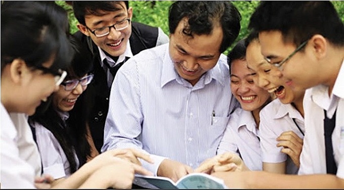 Tương lai quốc gia trong vòng tay chúng ta