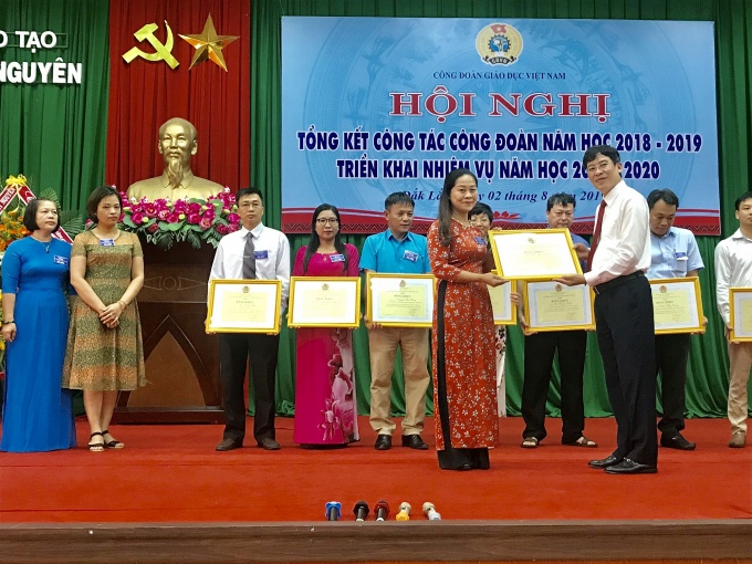 Thành tích được tạo nên từ việc làm tốt công tác đối thoại, thương lượng tập thể