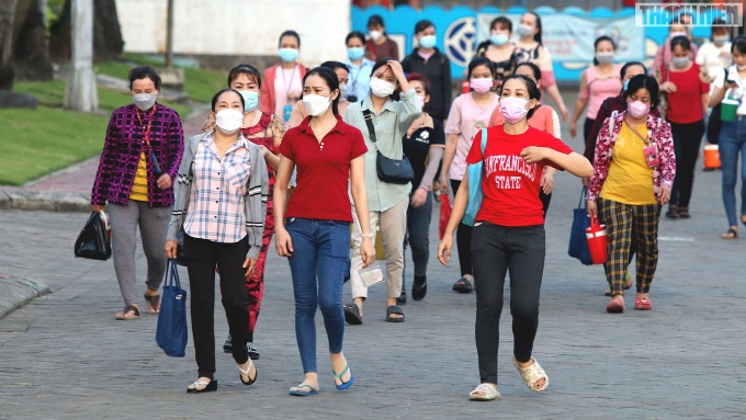 20.000 công nhân ở Công ty TNHH PouYuen Việt Nam bị nghỉ việc luân phiên 20.000 công nhân ở Công ty TNHH PouYuen Việt Nam bị nghỉ việc luân phiên