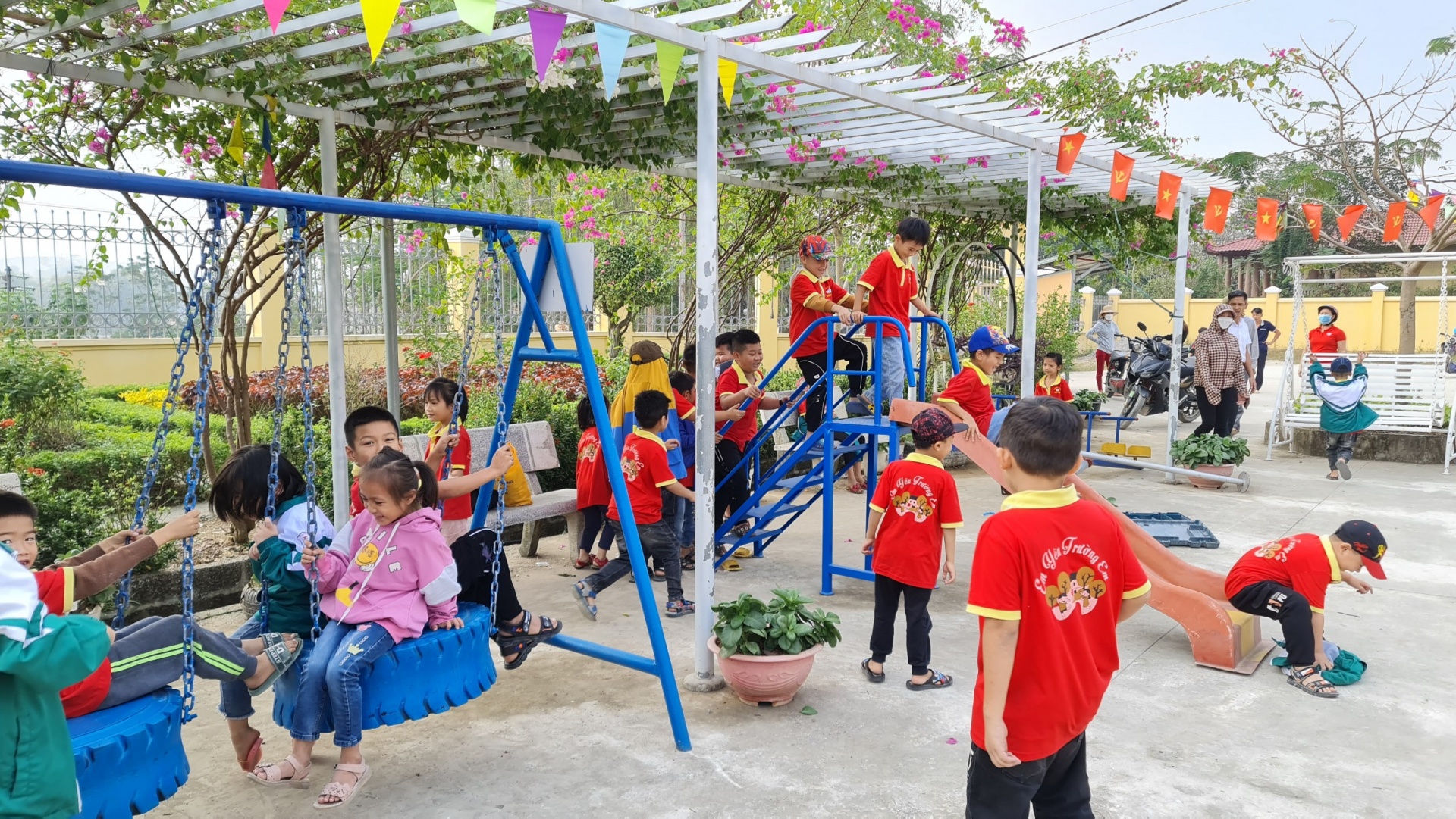 Chủ tịch công đoàn với sáng kiến mang lại giá trị nhân văn sâu sắc Chủ tịch công đoàn với sáng kiến mang lại giá trị nhân văn sâu sắc