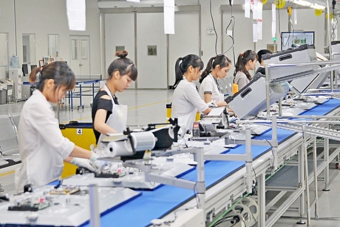 Nhịp đập kinh tế Việt Nam 2022: Vực dậy thị trường lao động Nhịp đập kinh tế Việt Nam 2022: Vực dậy thị trường lao động