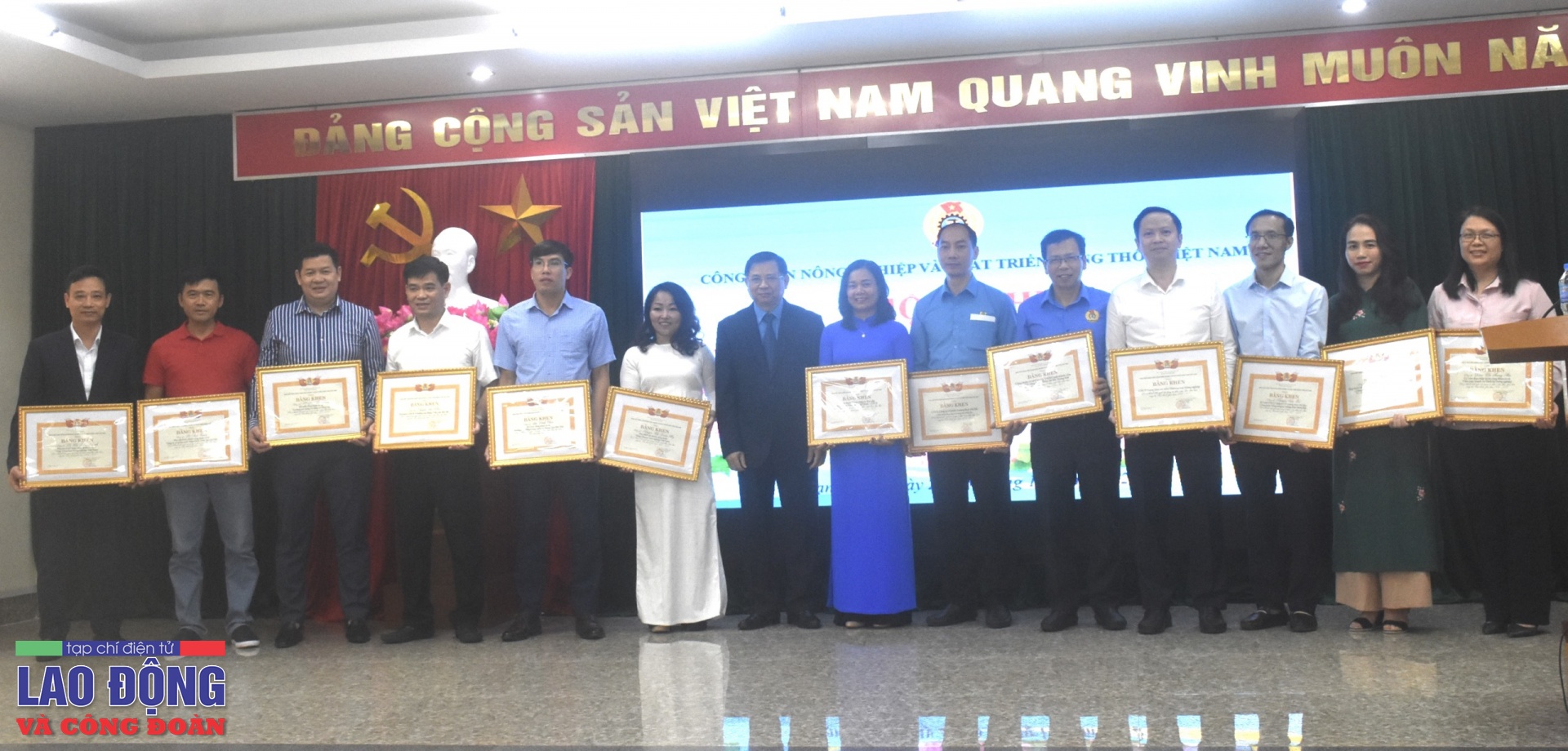 Công đoàn NN & PTNT Việt Nam: Hội nghị tổng kết thi đua các chuyên đề 2018-2022