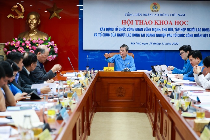 Giải pháp thu hút tập hợp NLĐ và tổ chức của NLĐ ở doanh nghiệp Giải pháp thu hút tập hợp NLĐ và tổ chức của NLĐ ở doanh nghiệp