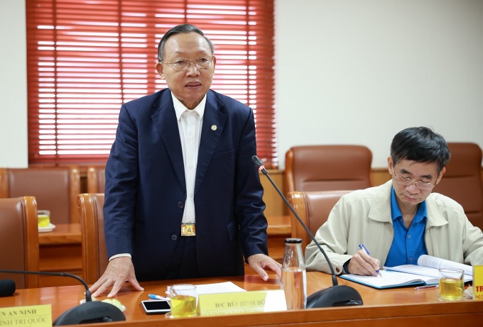 Xây dựng tổ chức CĐ vững mạnh; thu hút, tập hợp NLĐ và tổ chức của NLĐ tại doanh nghiệp Xây dựng tổ chức CĐ vững mạnh; thu hút, tập hợp NLĐ và tổ chức của NLĐ tại doanh nghiệp