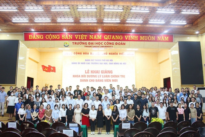 Đảng bộ Tổng LĐLĐ Việt Nam: Nâng cao chất lượng công tác phát triển đảng viên