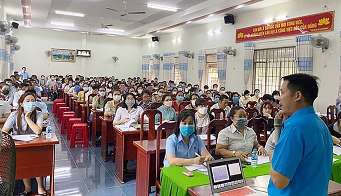 Vấn đề về công tác cán bộ công đoàn khi xem xét, sửa đổi, bổ sung Luật Công đoàn