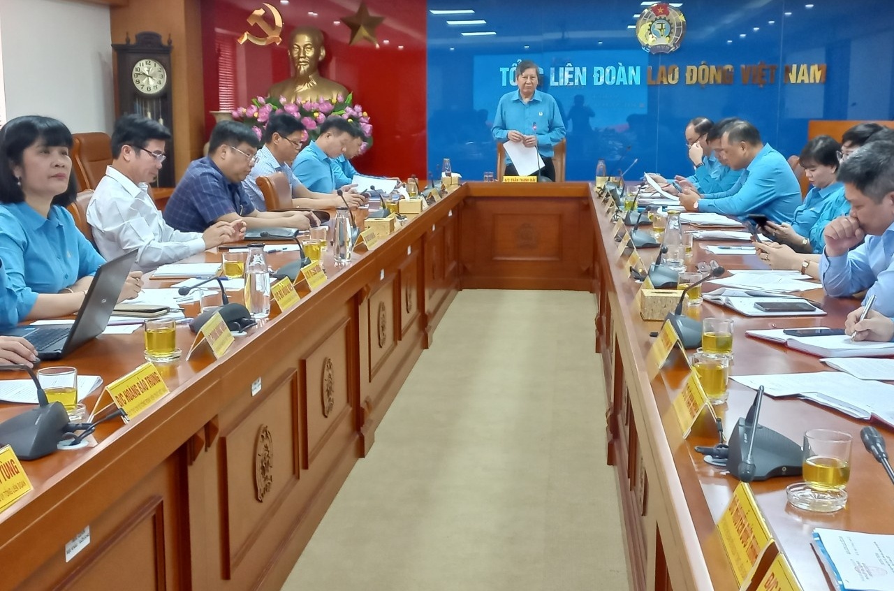 Tập trung chăm lo Tết cho người lao động khó khăn, việc làm bị ảnh hưởng