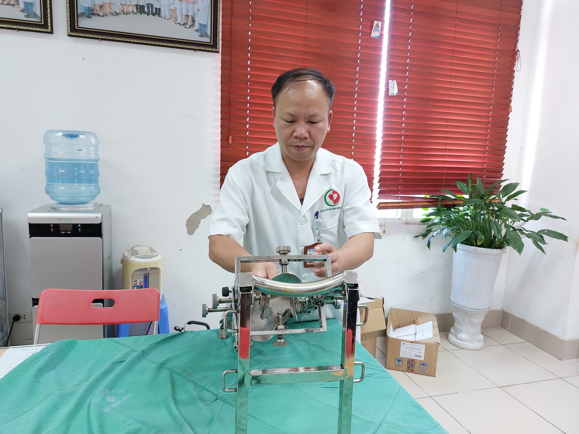 Sáng kiến ứng dụng khoa học công nghệ vào thực tiễn, nâng cao chất lượng khám chữa bệnh