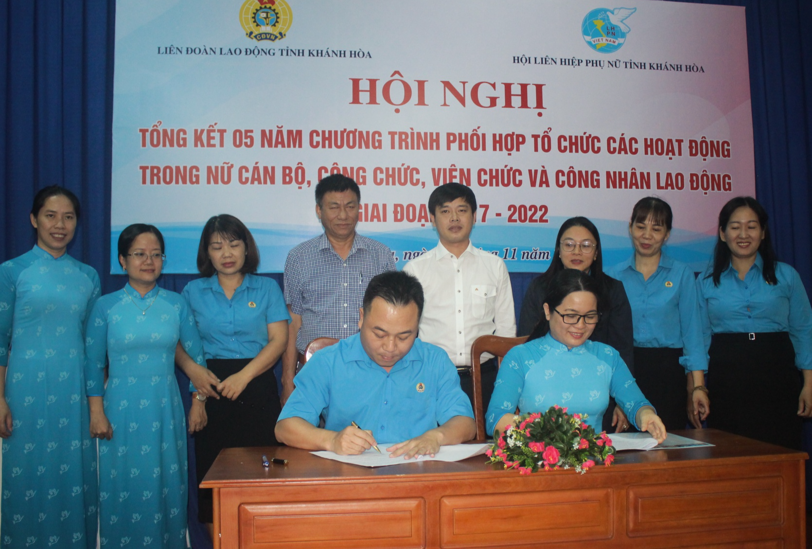 Tăng cường phối hợp để chăm lo tốt hơn cho nữ công chức, viên chức, lao động Tăng cường phối hợp để chăm lo tốt hơn cho nữ công chức, viên chức, lao động