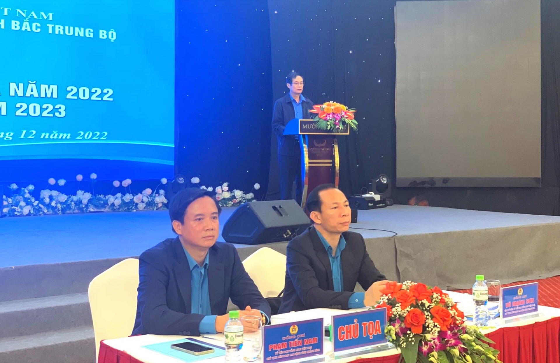 Cụm thi đua LĐLĐ 6 tỉnh Bắc Trung Bộ tổng kết năm 2022 Cụm thi đua LĐLĐ 6 tỉnh Bắc Trung Bộ tổng kết năm 2022