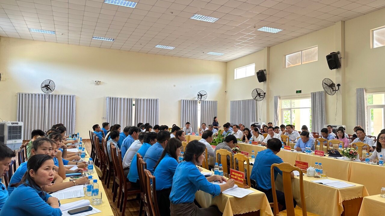 Bình Phước tập trung phát triển Đảng từ đoàn viên ưu tú tại doanh nghiệp tư nhân, FDI Bình Phước tập trung phát triển Đảng từ đoàn viên ưu tú tại doanh nghiệp tư nhân, FDI