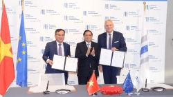 EVN và EIB ký biên bản ghi nhớ