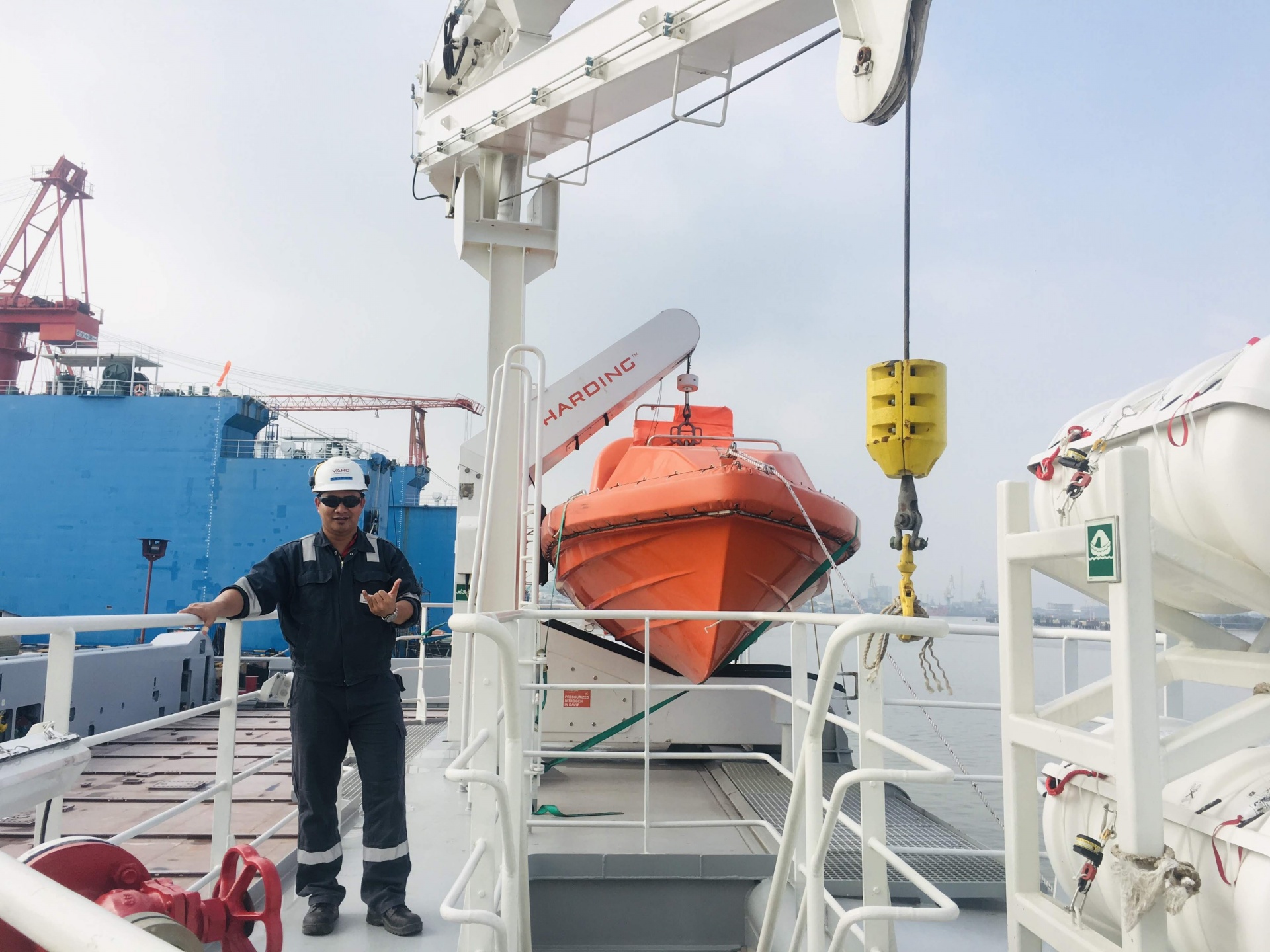 Kỹ sư Nguyễn Văn Lộc Kỹ sư Nguyễn Văn Lộc: “Tôi lớn lên cùng gian khó nên nặng nhọc không phải là thách thức”