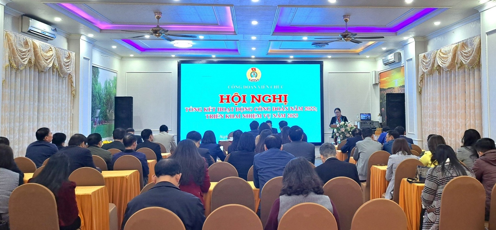 Công đoàn Viên chức tỉnh Nghệ An: Tổ chức nhiều hoạt động tạo điểm nhấn trong năm 2022 Công đoàn Viên chức tỉnh Nghệ An: Tổ chức nhiều hoạt động tạo điểm nhấn trong năm 2022