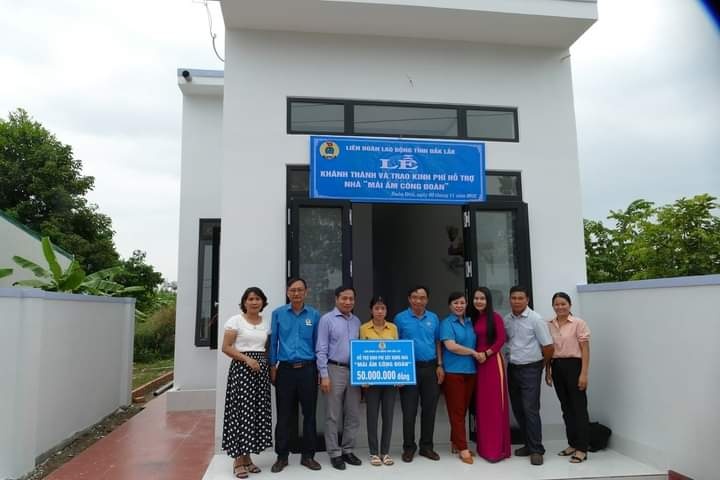 Đắk Lắk: Hơn 33 ngàn lượt đoàn viên được thăm hỏi, tặng quà trong năm 2022 Đắk Lắk: Hơn 33 ngàn lượt đoàn viên được thăm hỏi, tặng quà trong năm 2022