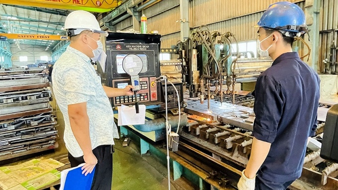 Kết nối thông tin về cung - cầu lao động, bảo vệ quyền lợi đoàn viên, người lao động