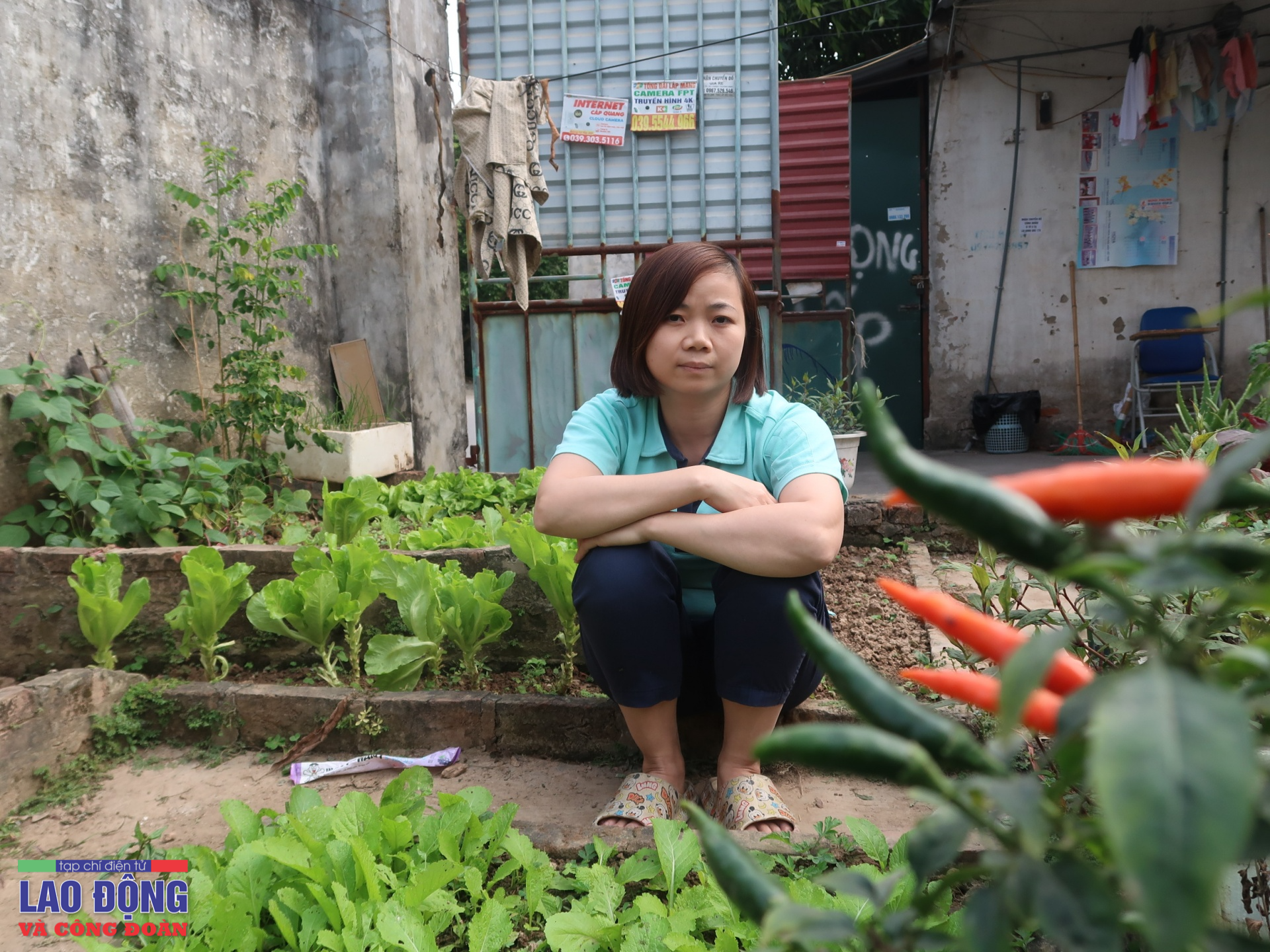 Công nhân “giật gấu vá vai” vì không có tích luỹ
