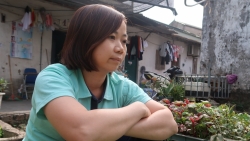 Công nhân “giật gấu vá vai” vì không có tích luỹ