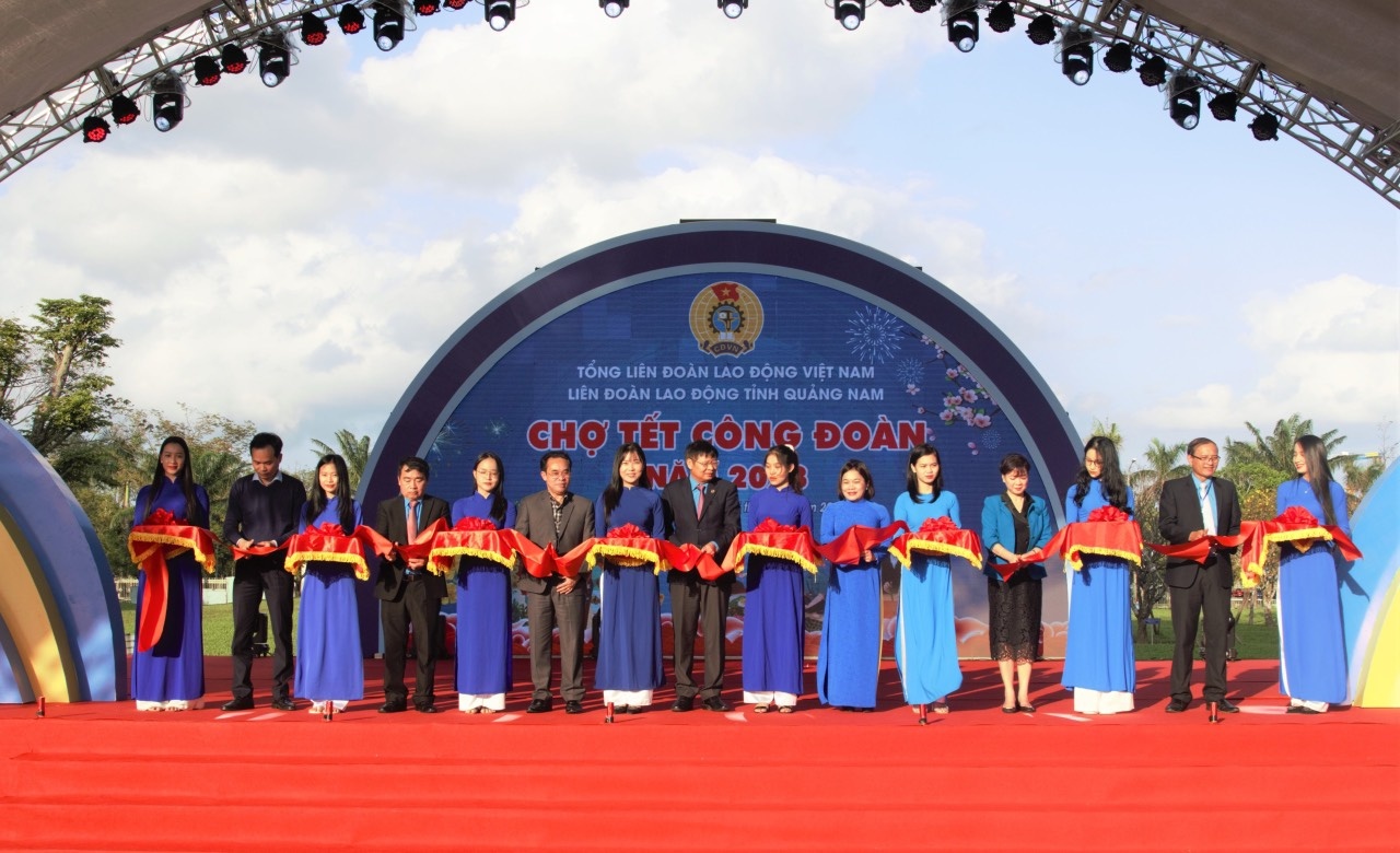 LĐLĐ Quảng Nam: Khai mạc LĐLĐ Quảng Nam: Khai mạc