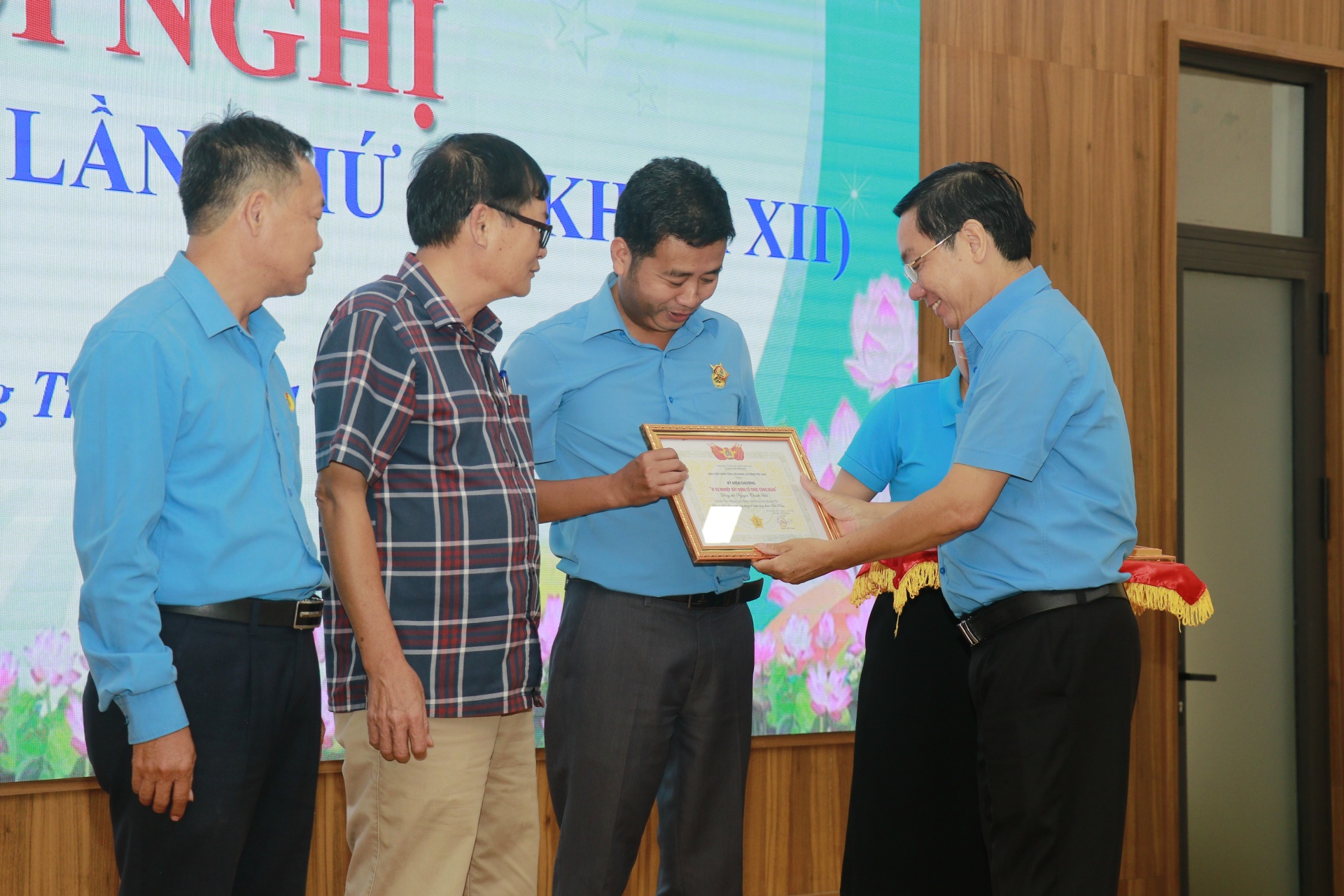 Điểm lại những hoạt động nổi bật của Công đoàn Quảng Trị năm 2022 Điểm lại những hoạt động nổi bật của Công đoàn Quảng Trị năm 2022