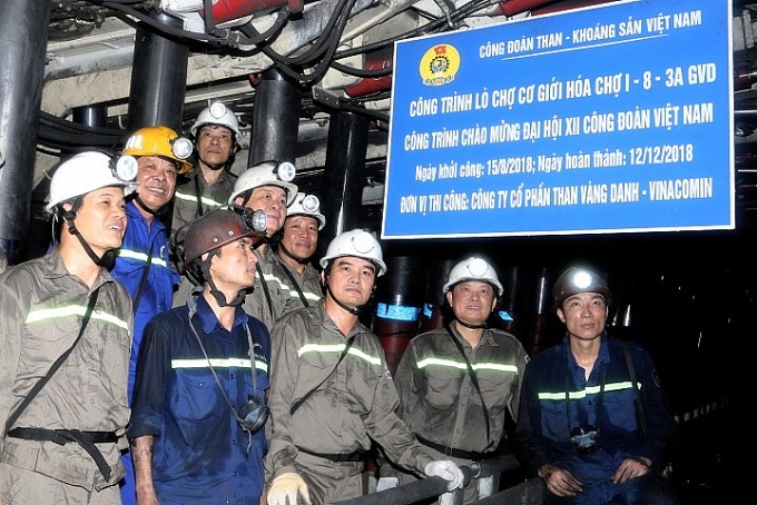 Tiêu chuẩn công trình, sản phẩm, phần việc gắn biển công trình chào mừng ĐH công đoàn Tiêu chuẩn công trình, sản phẩm, phần việc gắn biển công trình chào mừng ĐH công đoàn