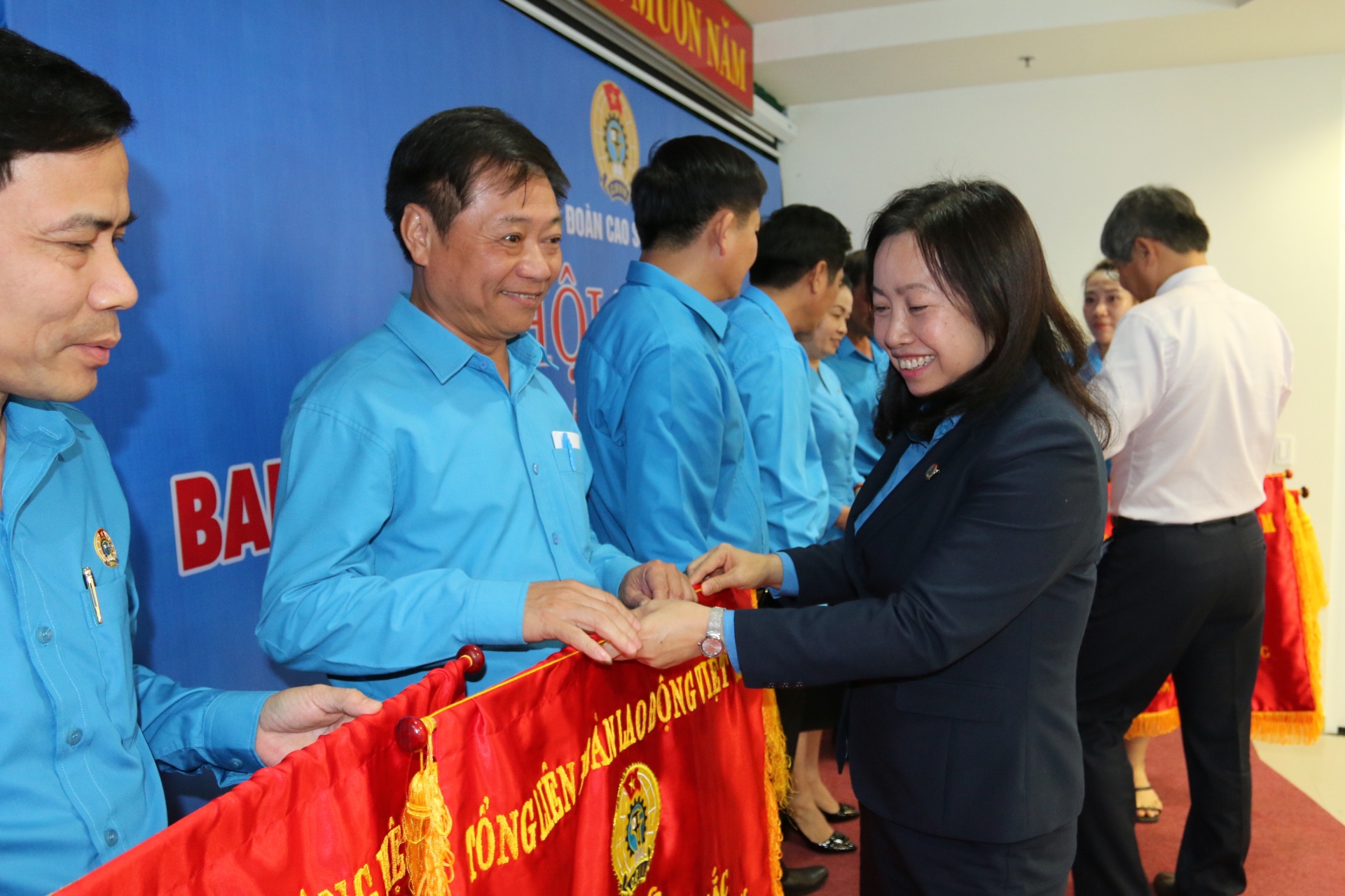 Công đoàn Cao su Việt Nam đạt nhiều thành tích trong chăm lo và bảo vệ đoàn viên, NLĐ