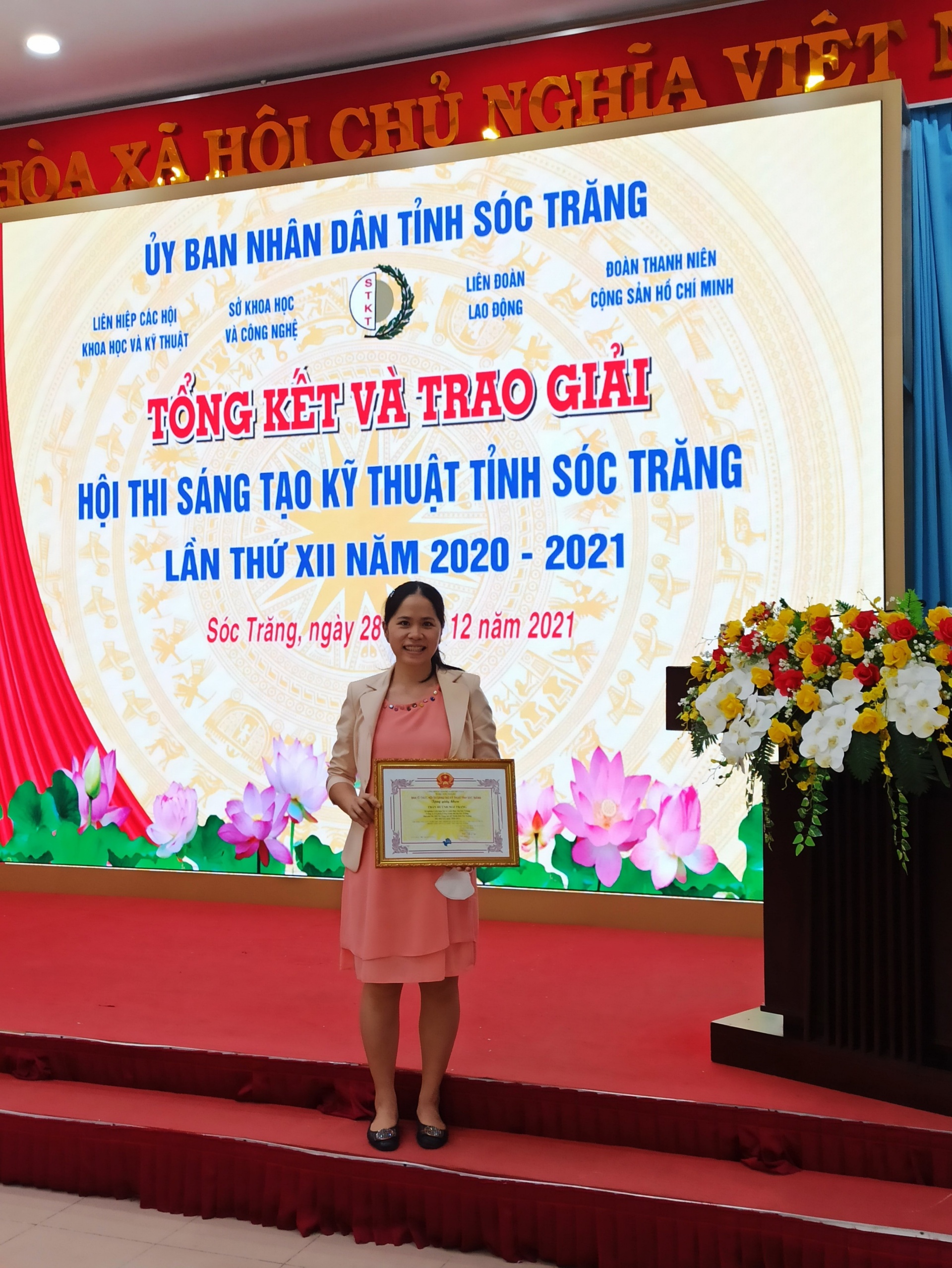 Hiệu quả thiết thực từ sáng kiến ứng dụng ruồi lính đen vào xử lý rác hữu cơ