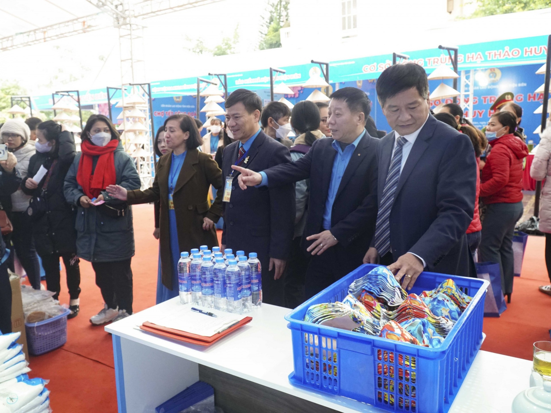 LĐLĐ Điện Biên: Khai mạc “Chợ Tết Công đoàn năm 2023” LĐLĐ Điện Biên: Khai mạc “Chợ Tết Công đoàn năm 2023”