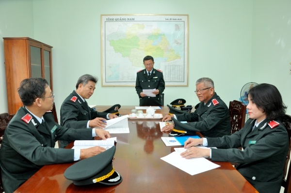 Lực lượng thanh tra chuyên ngành BHXH tỉnh Quảng Nam tăng cường thanh tra việc thực hiện chế độ BH tại các doanh nghiệp trên địa bàn. Ảnh: BHXH Quảng Nam Lực lượng thanh tra chuyên ngành BHXH tỉnh Quảng Nam tăng cường thanh tra việc thực hiện chế độ BH tại các doanh nghiệp trên địa bàn. Ảnh: BHXH Quảng Nam