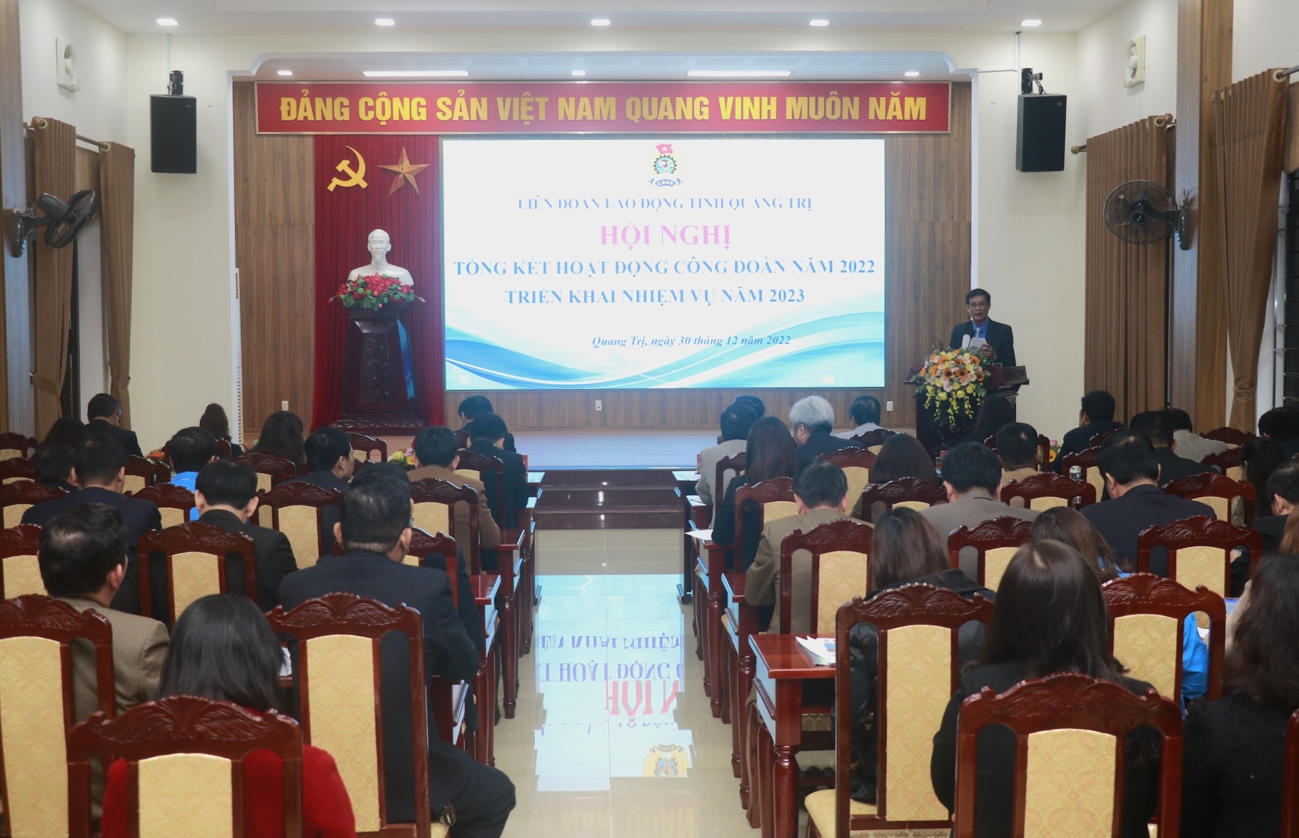 Công đoàn Quảng Trị hỗ trợ hơn 30.000 đoàn viên, NLĐ khó khăn trong năm 2022 Công đoàn Quảng Trị hỗ trợ hơn 30.000 đoàn viên, NLĐ khó khăn trong năm 2022