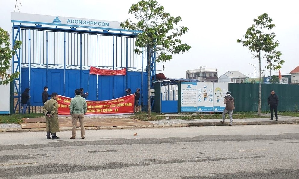 Thừa Thiên Huế: 7 công nhân bị nợ lương nhiều tháng với số tiền gần 500 triệu đồng Thừa Thiên Huế: 7 công nhân bị nợ lương nhiều tháng với số tiền gần 500 triệu đồng