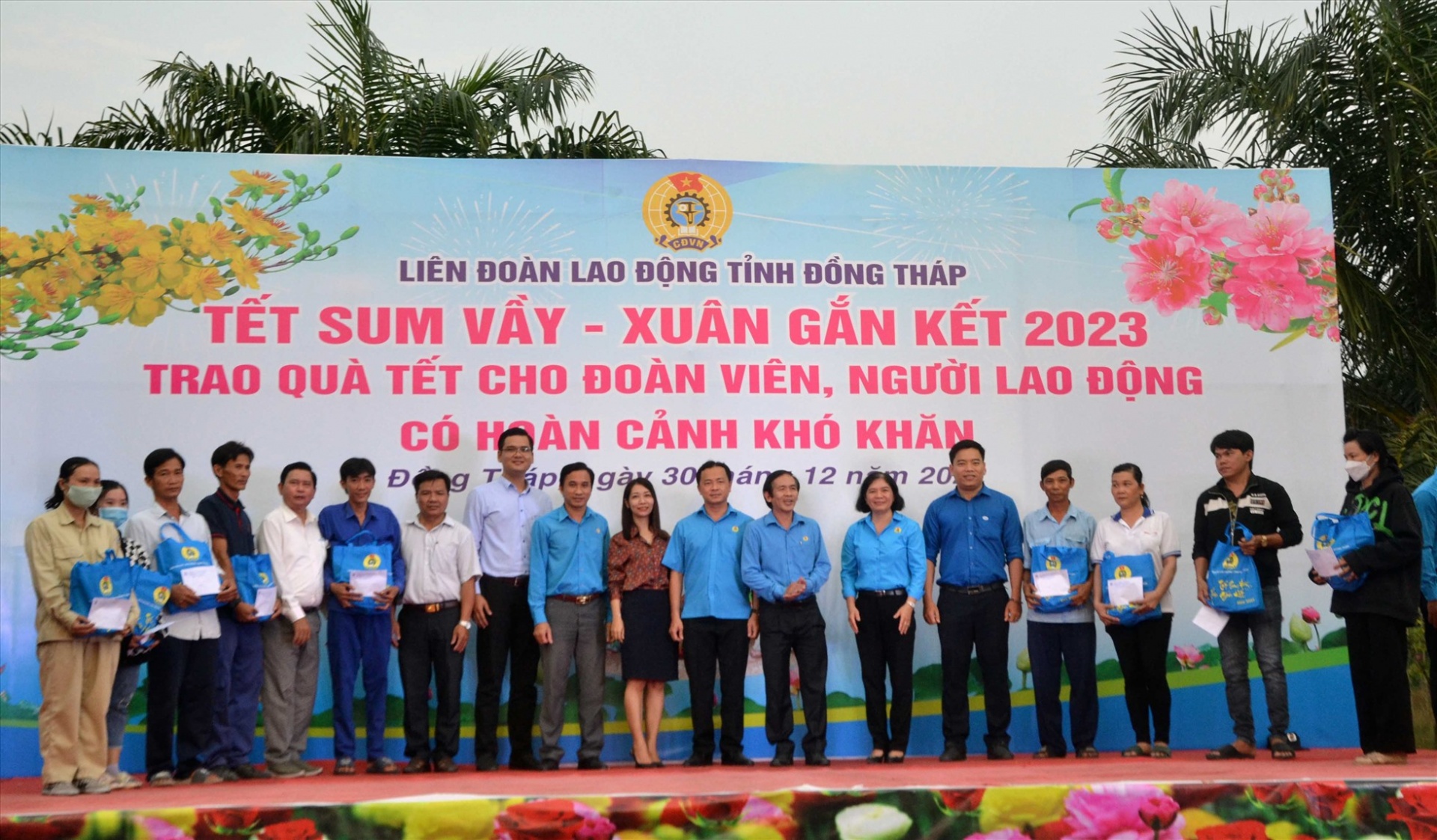 ĐBSCL: Chợ Tết Công đoàn 2023 có nhiều hoạt động phong phú, hàng hóa đa dạng ĐBSCL: Chợ Tết Công đoàn 2023 có nhiều hoạt động phong phú, hàng hóa đa dạng