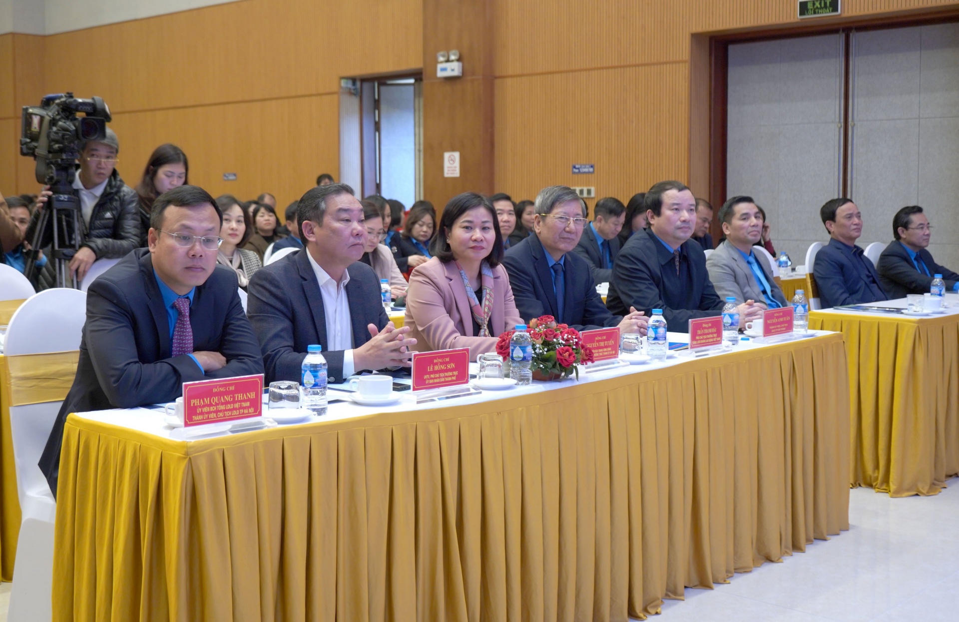 Đổi mới các hoạt động chăm lo, đại diện, bảo vệ người lao động một cách hiệu quả Đổi mới các hoạt động chăm lo, đại diện, bảo vệ người lao động một cách hiệu quả