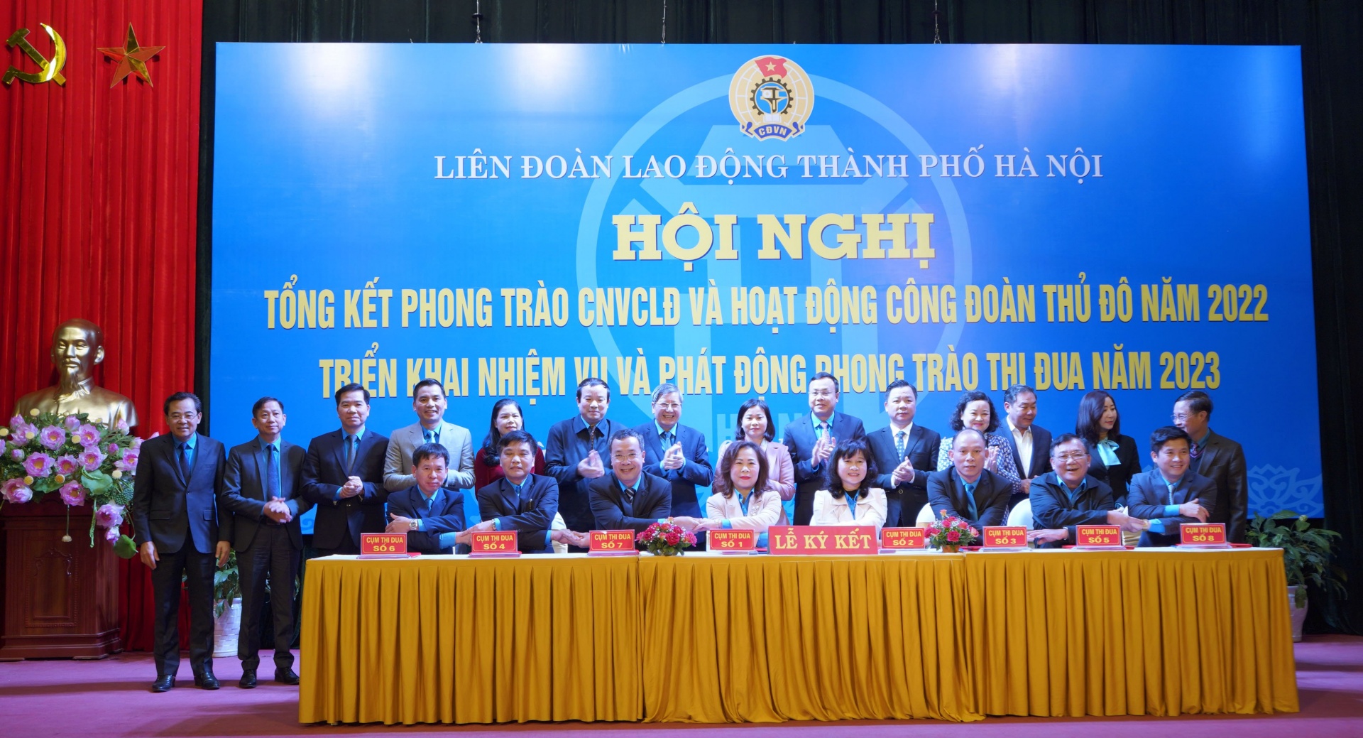 Đổi mới các hoạt động chăm lo, đại diện, bảo vệ người lao động một cách hiệu quả Đổi mới các hoạt động chăm lo, đại diện, bảo vệ người lao động một cách hiệu quả