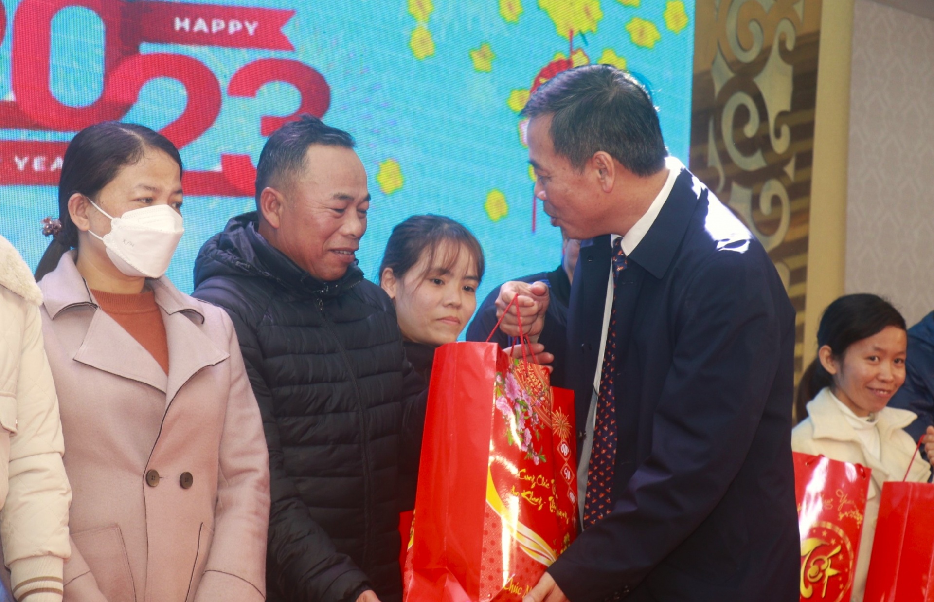 Quảng Trị: “Tết sum vầy - Xuân gắn kết” đã đến với công nhân lao động ngành Công thương