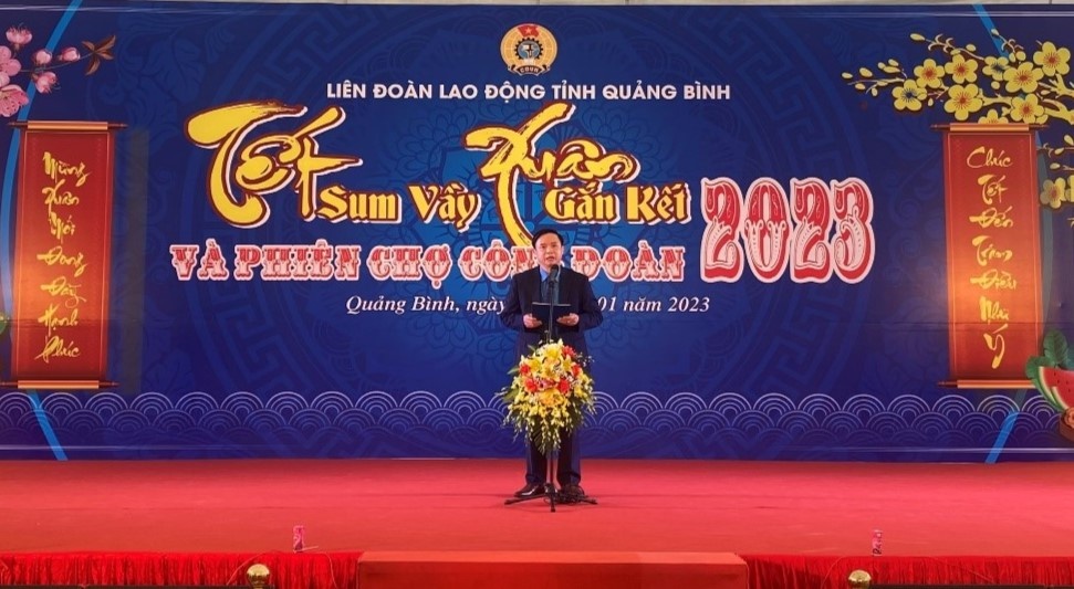 Quảng Bình: Công đoàn chăm lo Tết, chia sẻ khó khăn với đoàn viên, NLĐ