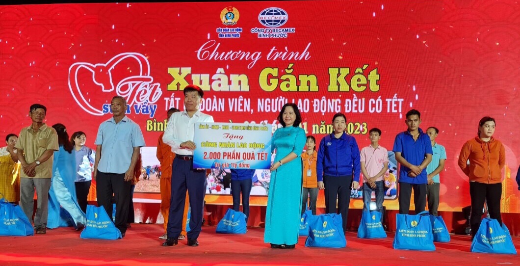 Bình Phước: Đoàn viên, NLĐ hân hoan đón “Tết sum vầy - Xuân gắn kết 2023”