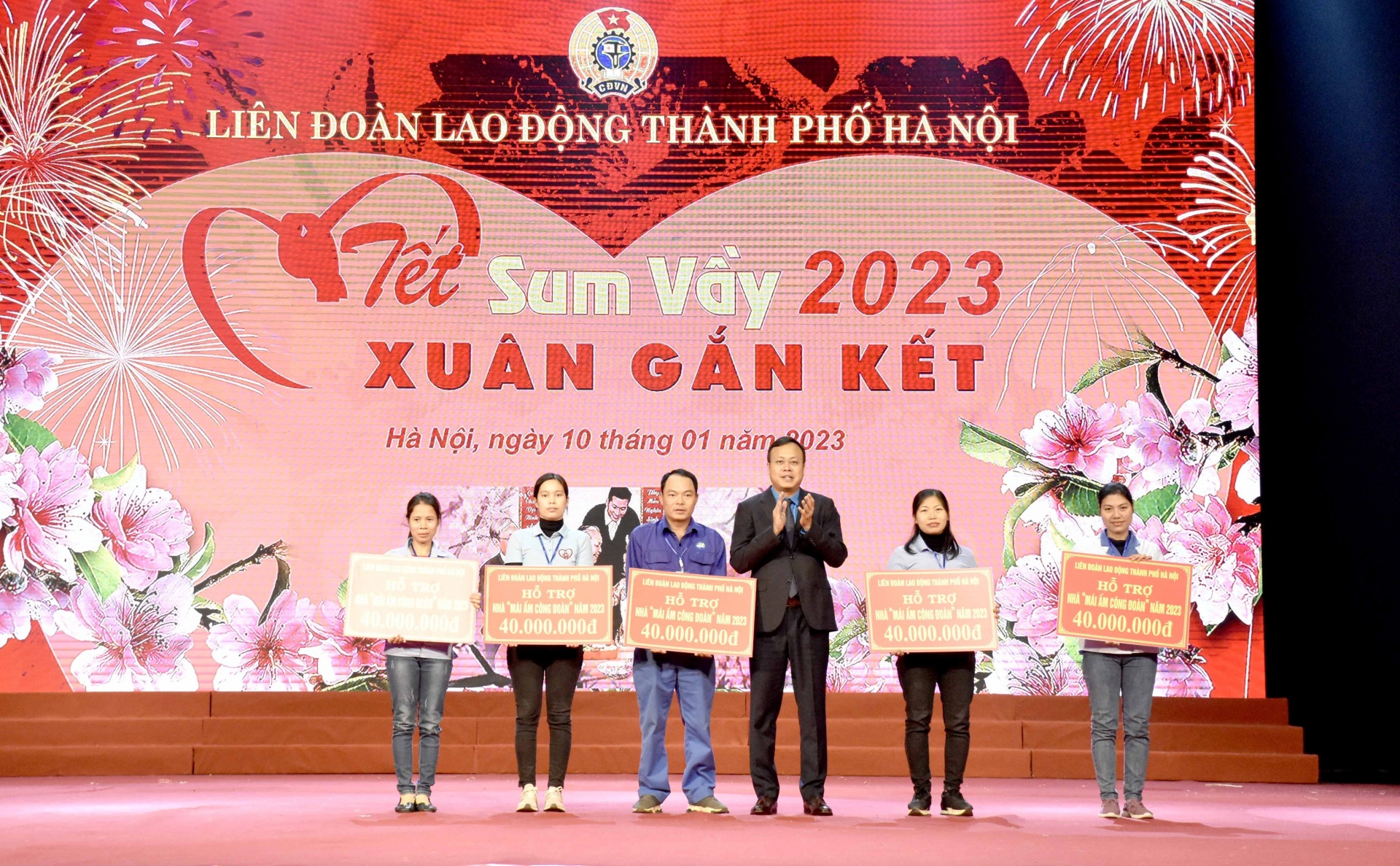 Thêm một mùa xuân ấm áp đến với đoàn viên, người lao động Thủ đô Thêm một mùa xuân ấm áp đến với đoàn viên, người lao động Thủ đô