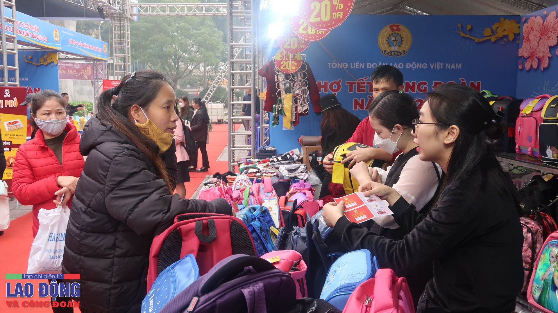 Thêm một mùa xuân ấm áp đến với đoàn viên, người lao động Thủ đô Thêm một mùa xuân ấm áp đến với đoàn viên, người lao động Thủ đô