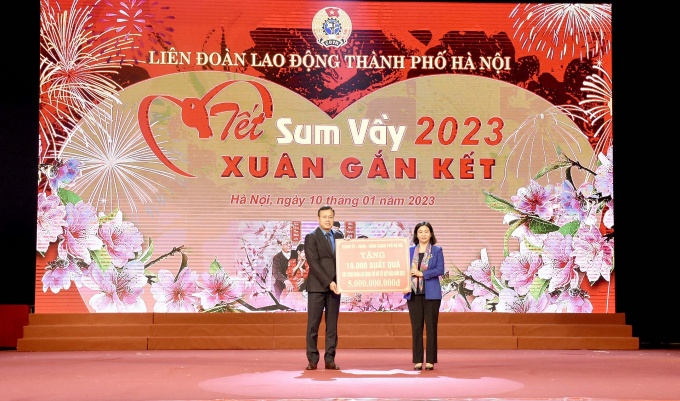 Niềm hạnh phúc của công nhân lao động trong Chương trình 