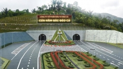 "Sóng" đầu tư công vừa nổi, Đầu tư Hải Thạch B.O.T đã muốn bán bớt cổ phiếu HHV