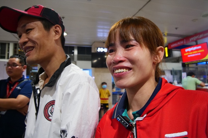 Những hình ảnh xúc động về công nhân về quê đón Tết trên chuyến bay 0 đồng