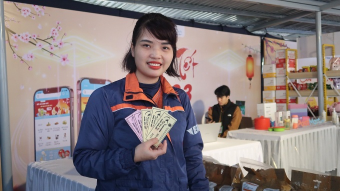 Công nhân ngành Thông tin và truyền thông háo hức đón Tết sớm Công nhân ngành Thông tin và truyền thông háo hức đón Tết sớm