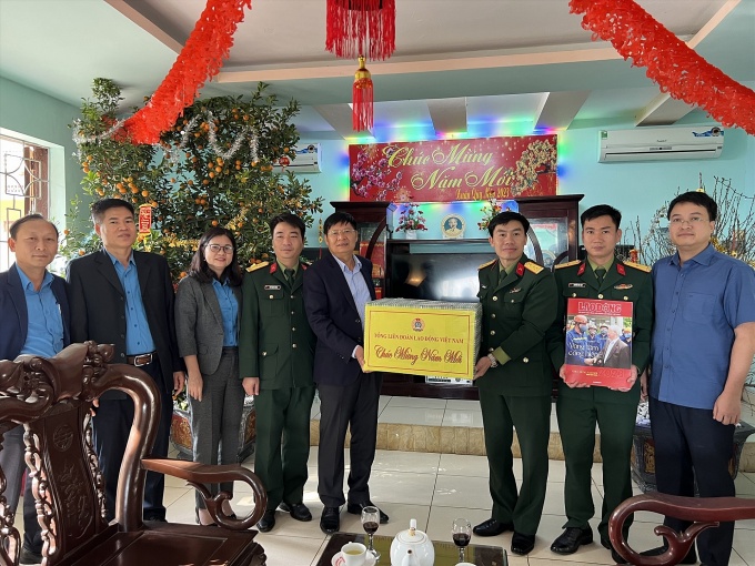 Lãnh đạo Tổng LĐLĐ Việt Nam thăm, chúc Tết Trung đoàn 36 - Sư đoàn 308 Lãnh đạo Tổng LĐLĐ Việt Nam thăm, chúc Tết Trung đoàn 36 - Sư đoàn 308