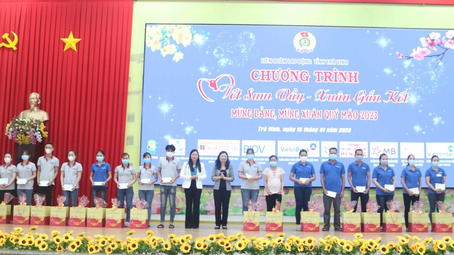 Trà Vinh: Mang "Tết sum vầy - Xuân gắn kết" đến công nhân, lao động