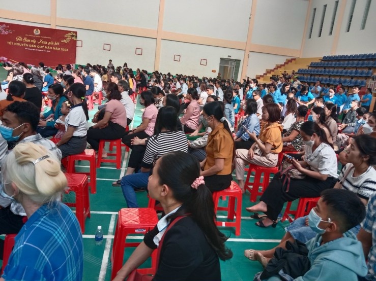 Đắk Nông: Hơn 3.000 người lao động được Công đoàn tặng quà Tết